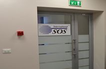 Дверь в алюминиевой обвязке для ТОО «Sos Clinic»