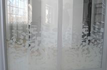 Растительный рисунок пескоструем на стеклах.