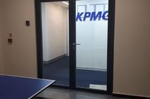 Современные двери для KPMG